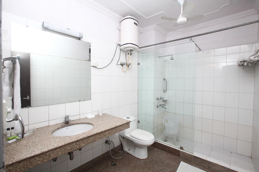 Готель Oyo 358 Sarojini Nagar Нью-Делі Екстер'єр фото